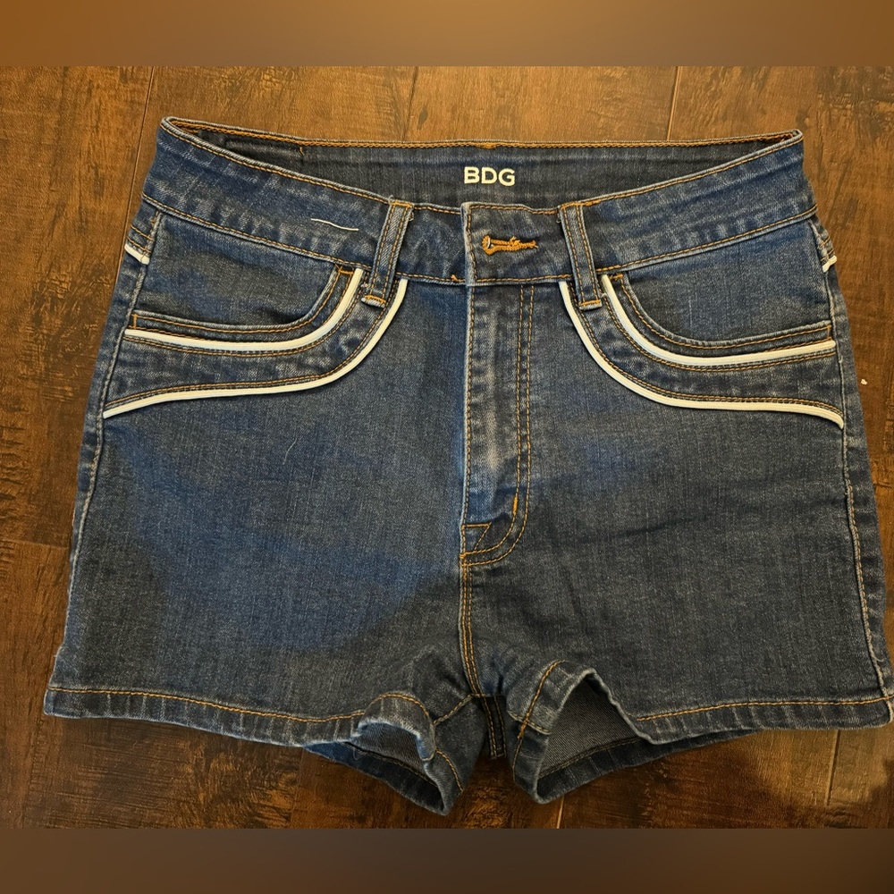 BDG High Rise Erin 5 Pocket Shortie